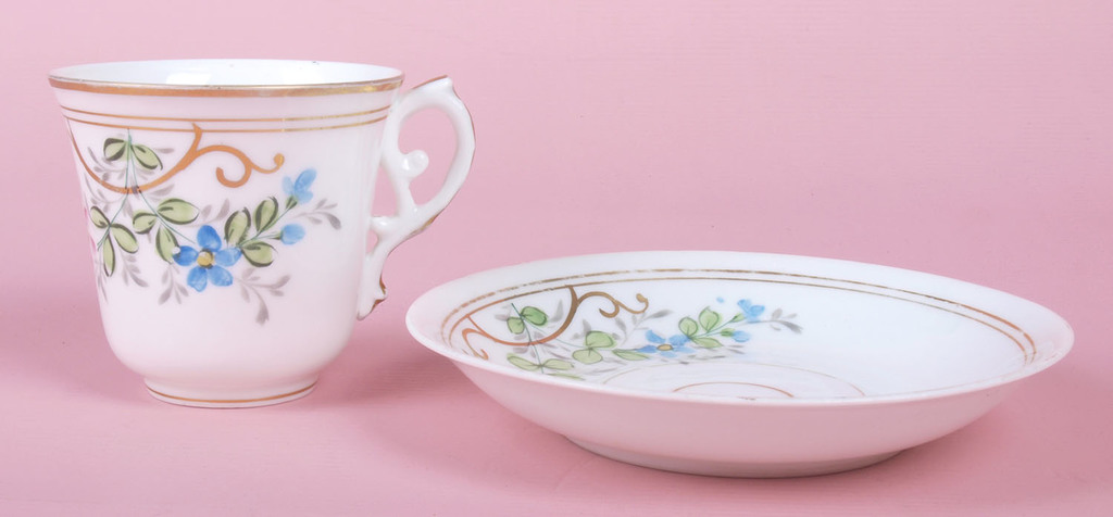 Porcelain cup with saucer