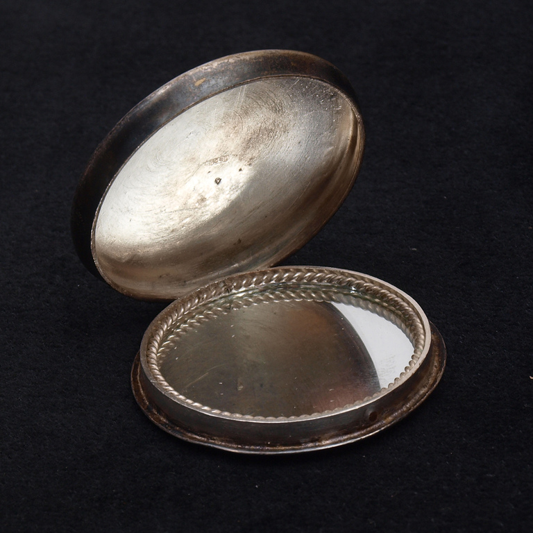 Silver-plated powder case