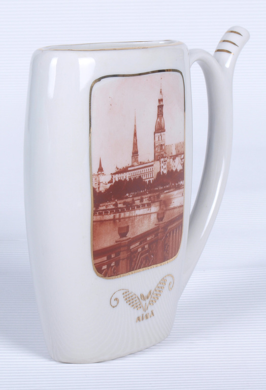 Porcelain cup „Riga”