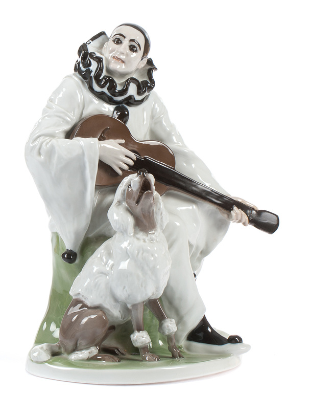 Porcelain figure 'Pierrot with a Poodle'