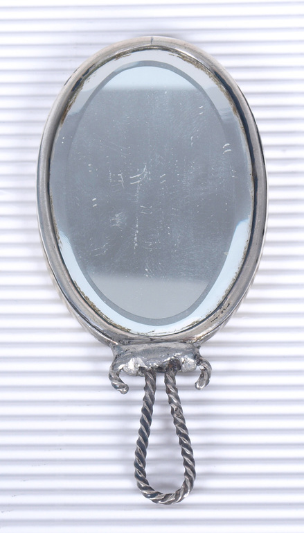 Серебряное зеркало