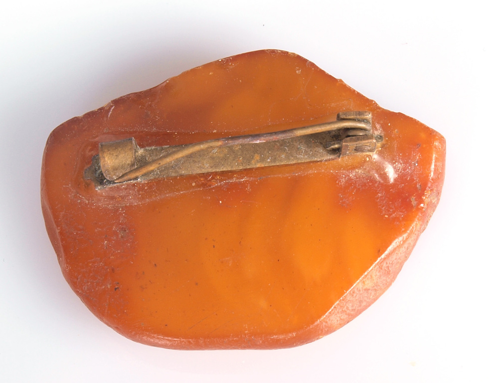 Antique Natural Baltic butterscotch egg yolk amber brooch