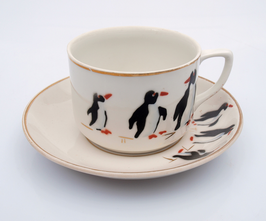 Porcelain cup with saucer