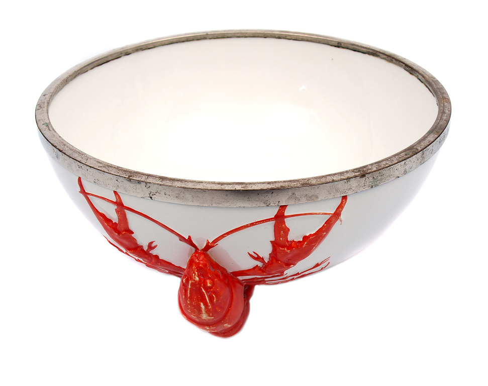 Porcelain dish with crayfish