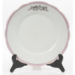 Porcelain dinner plate 
