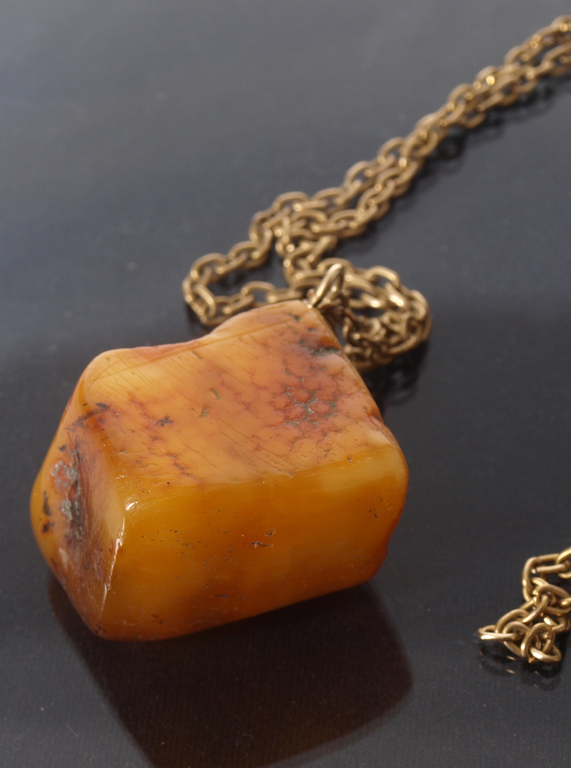 Metal necklace with Baltic amber chain, 21.36 g