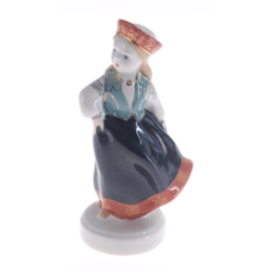 Porcelain figure 