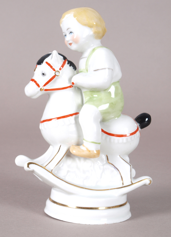 Porcelain figurine 