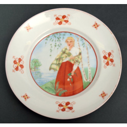 Dekoratīvs porcelāna šķīvis