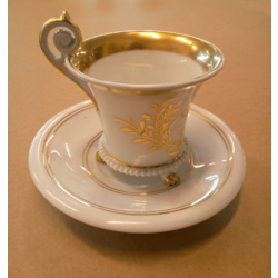 Biedermeier style porcelain cups with saucers (3 pieces)