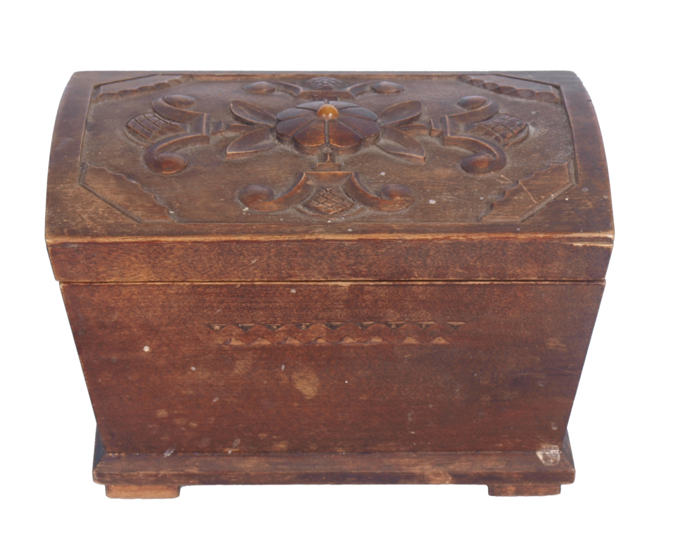 Wooden box/chest