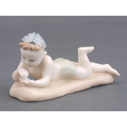 Porcelain figurine 