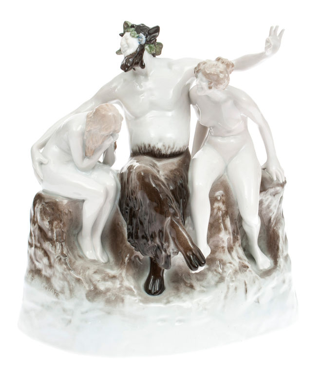 Porcelāna figūra „Fauns ar nimfām”