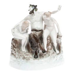 Porcelāna figūra „Fauns ar nimfām”