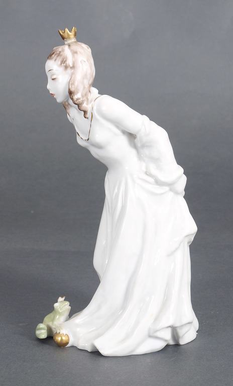 Porcelain figure “Princess and the Frog”