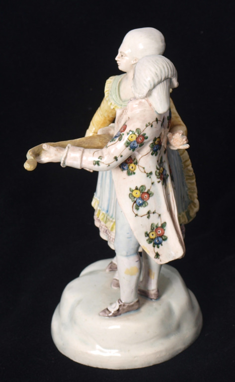 Porcelain figure 'Lady with musician'