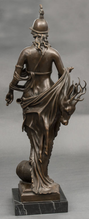 Bronze figure on marble base 'Hunting Goddess Diana'