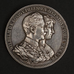Серебряная медаль  “Wilhelm D.K.Konig V.Preussen Auguste Victoria D.K.K.V.PR.”