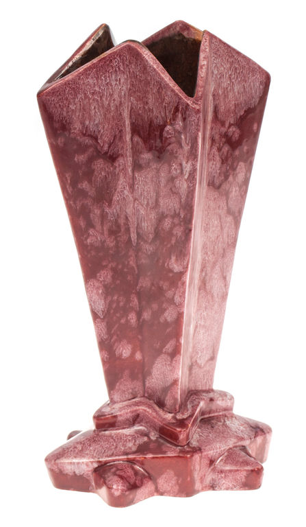 Керамическая ваза в стиле арт деко