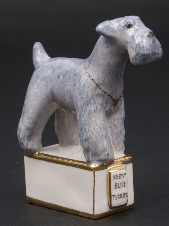 Фарфоровая статуэтка ''Kerry blue terrier