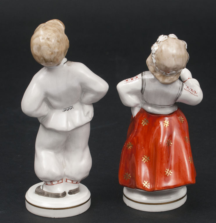 Porcelain figurines (2 piec.) 