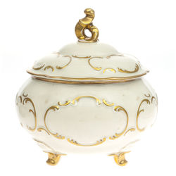 Porcelain tureen