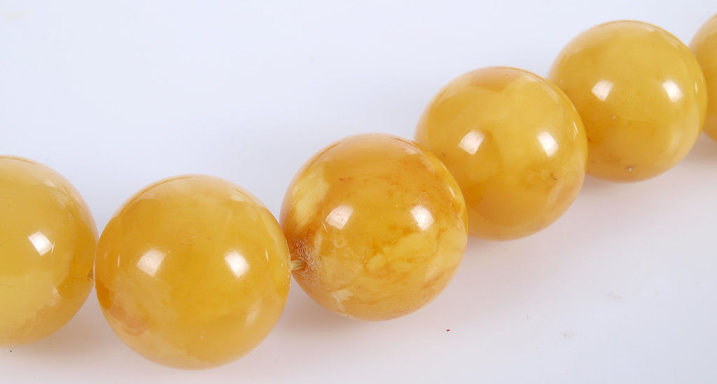 Premium Modified Egg Yolk Butterscotch Baltic amber bead necklace 