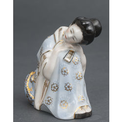 Porcelain figurine 