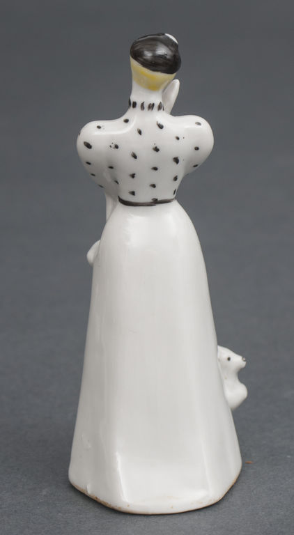 Porcelain figurine 