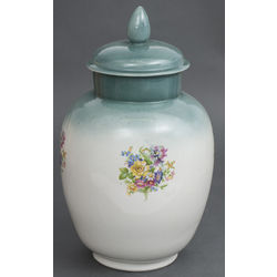 Porcelain urn with flower theme