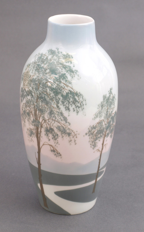 Фарфорвая ваза Дерево