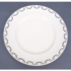 Porcelain plate