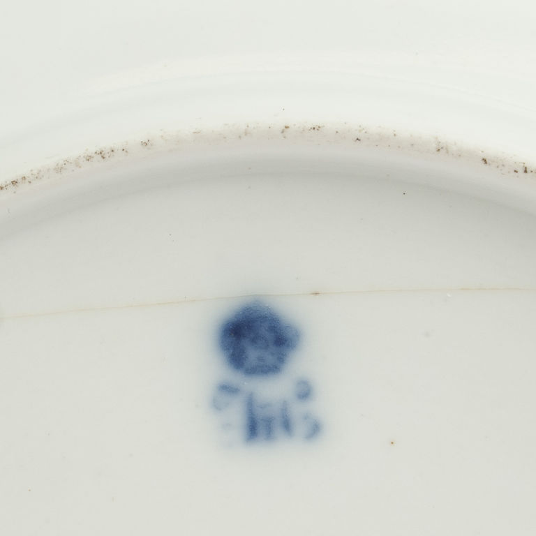 Porcelain plate in honor of the Order of the First Holy Sepulcher of St. Andrew
