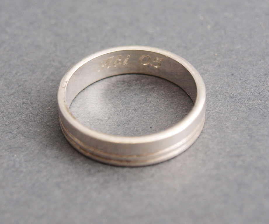 Серебрянное кольцо 