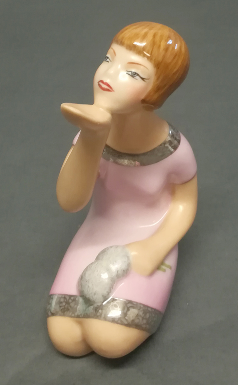 Porcelain figure 