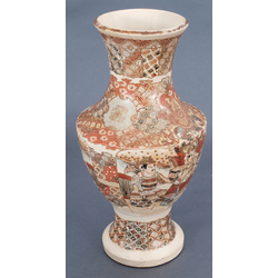 Porcelain vase 