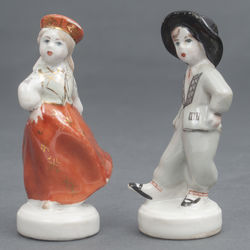 Porcelain figures 