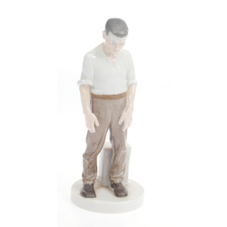 Porcelain figure 