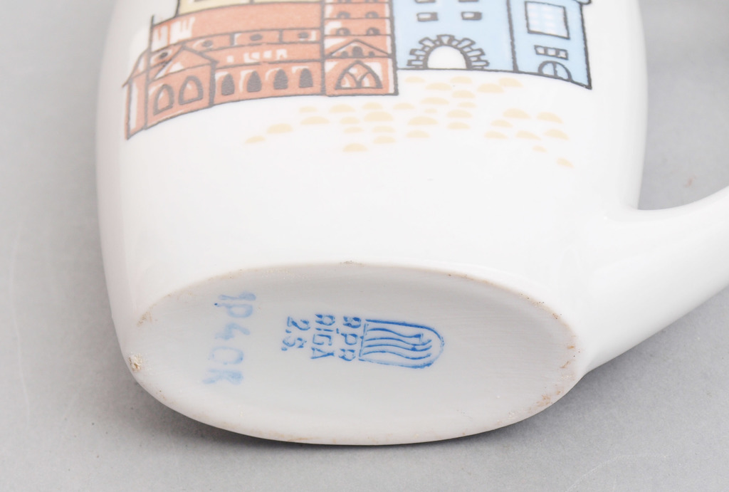 Porcelain mug for water 