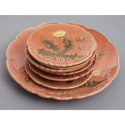 Faience plate set (9 pcs.) 