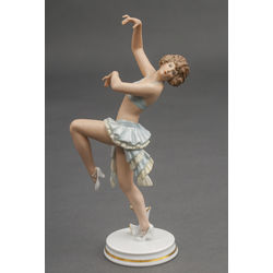 Porcelain figurine 