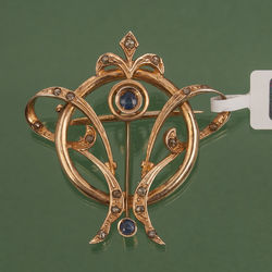 Brooch with diamonds and sapphires