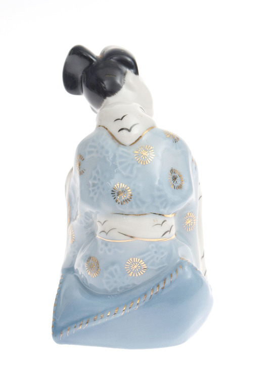 Porcelain figurine 