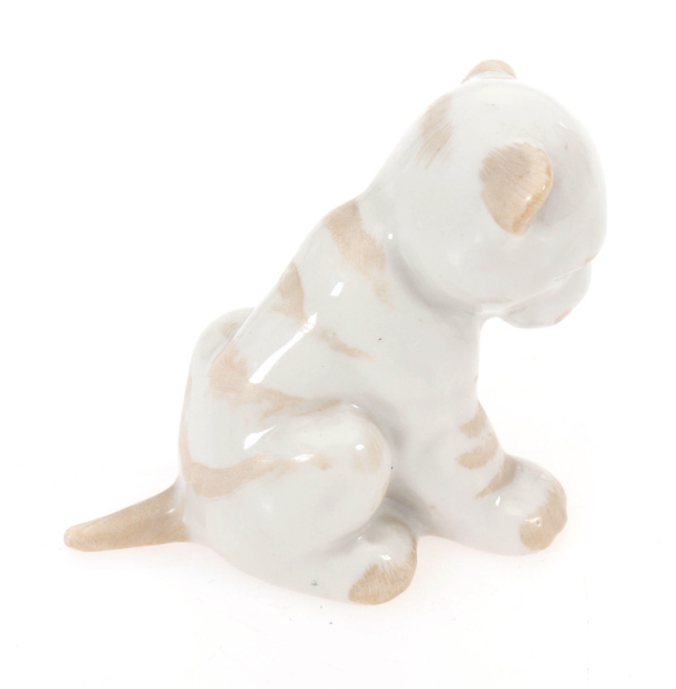 Porcelain figurine 