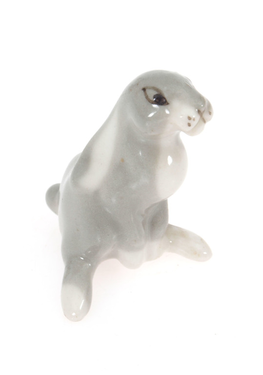 Porcelain figurine 