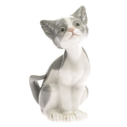 Porcelain figure 