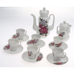 Porcelain tea set for 6 persons 