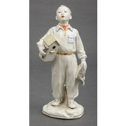 Porcelain figurine 