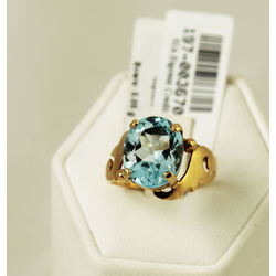 Gold ring with topaz