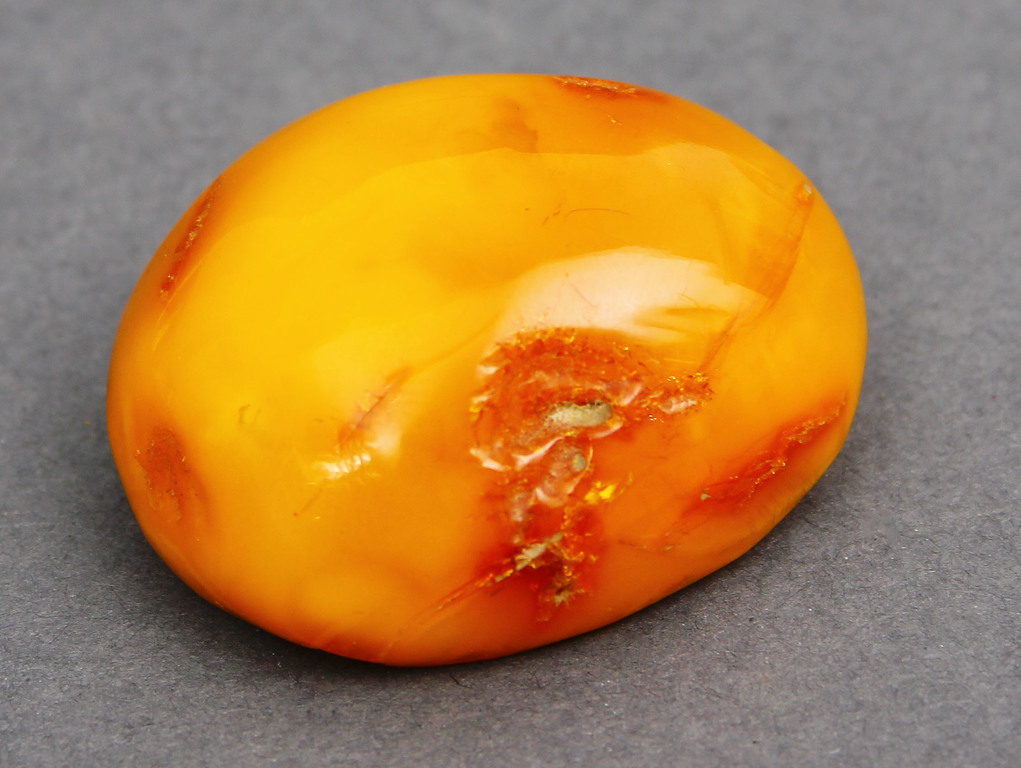 100% Nautural Baltic amber brooch